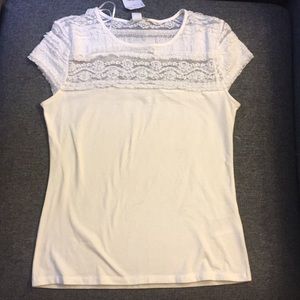 H & M t shirt